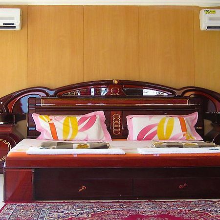 Hotel Sri Saravana ราเมศวาราม ภายนอก รูปภาพ