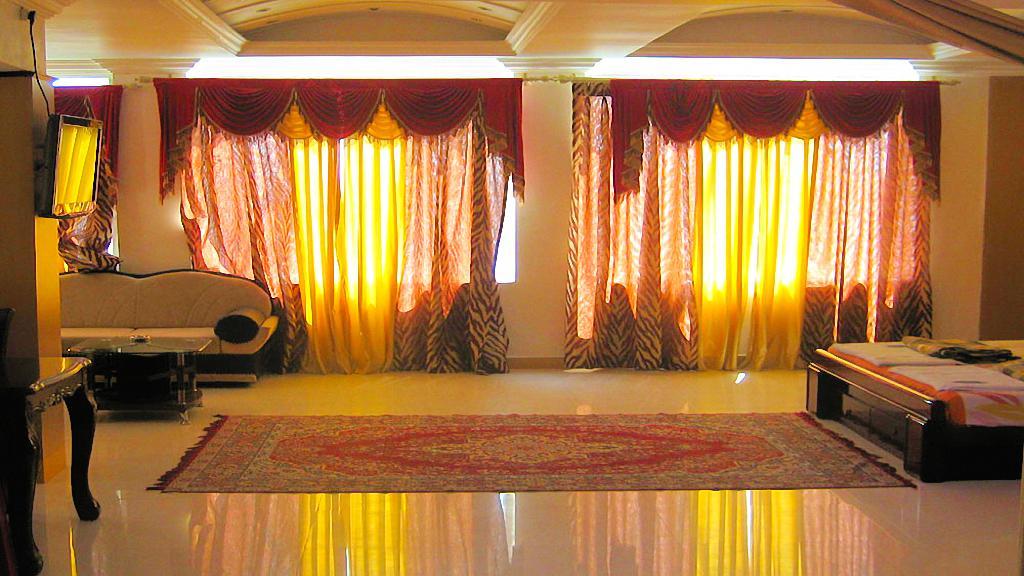 Hotel Sri Saravana ราเมศวาราม ภายนอก รูปภาพ